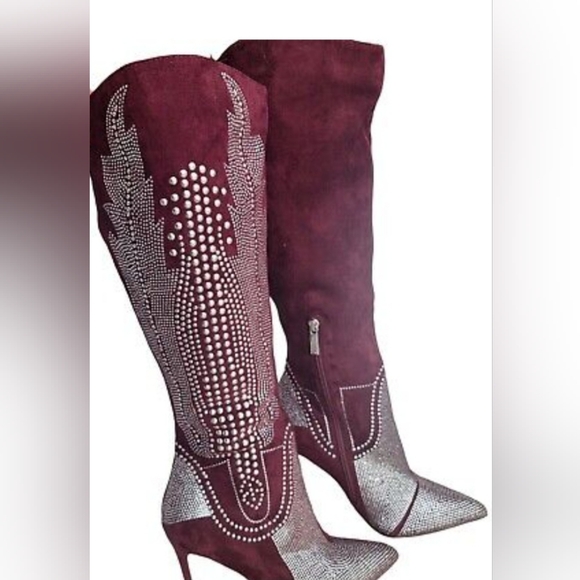 - **BLING BLING** OAKLEY-BURGUNDY KNEE HIGH  EMBELLISHED STILETTO  COWGI… - Picture 1 of 3